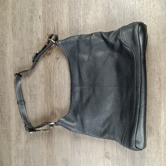 A.N.A./A New Approach   Leather   Shoulder Bag - Picture 3 of 13